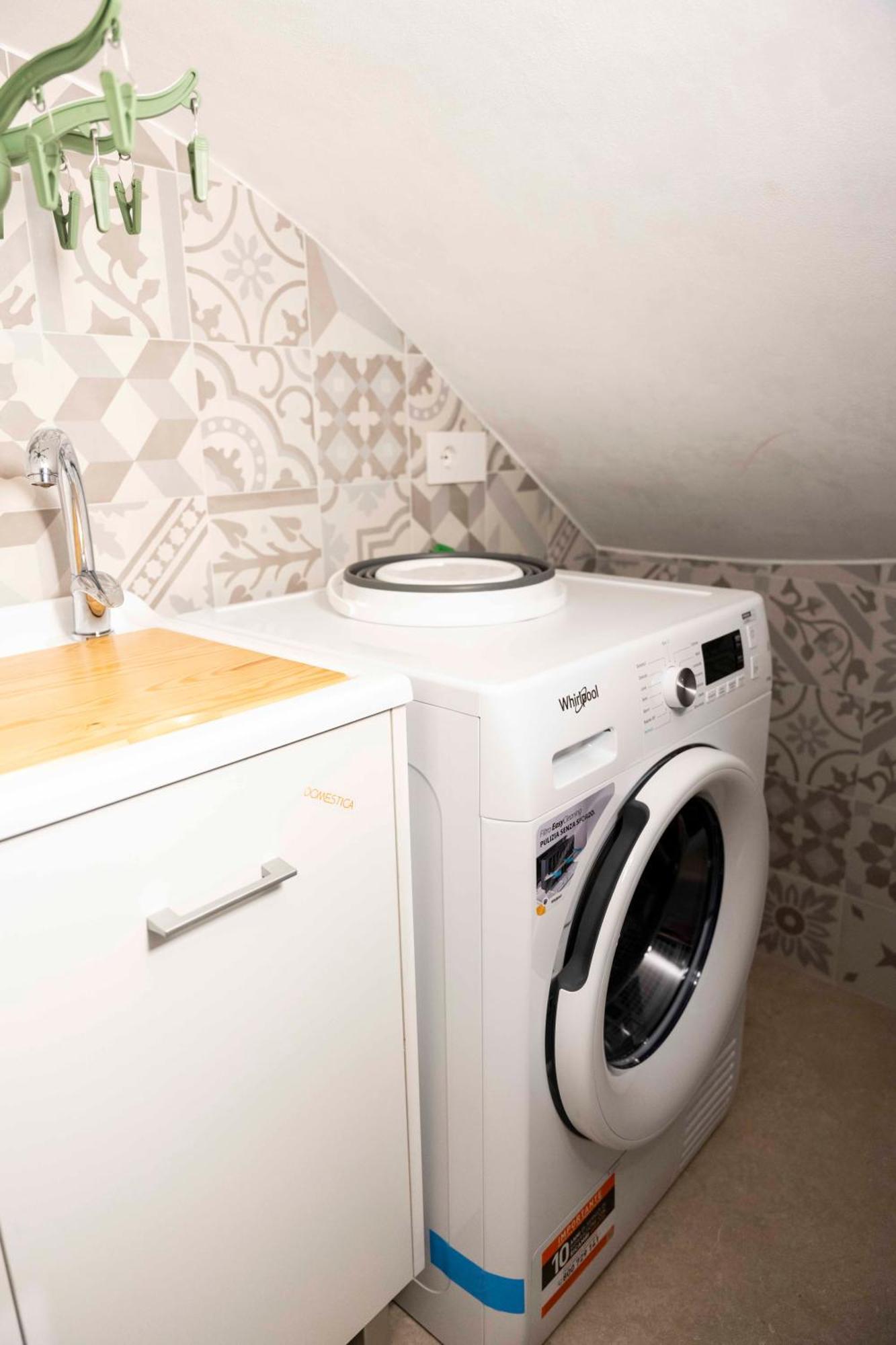 מנפרדוניה Castel Manfredi Apartments מראה חיצוני תמונה